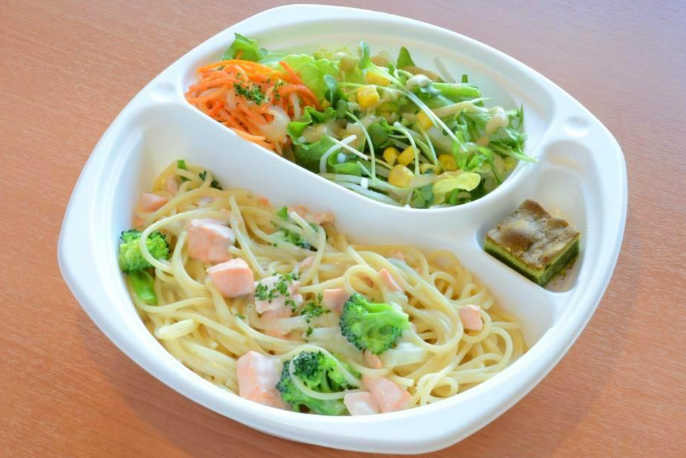 サーモンクリームソース