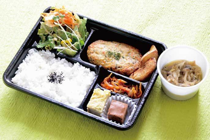 たっぷりきのこおろしのハンバーグ