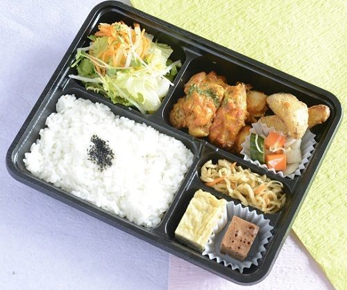 タンドリーチキン弁当