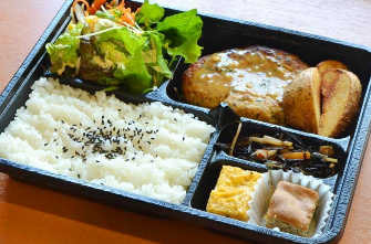 有機豆腐と地鶏のハンバーグ