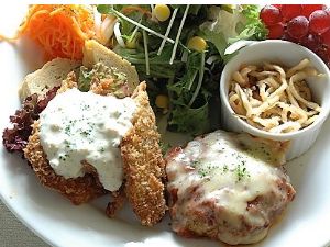 ｻｰﾓﾝﾌﾗｲとｲﾀﾘｱﾝﾊﾝﾊﾞｰｸﾞ